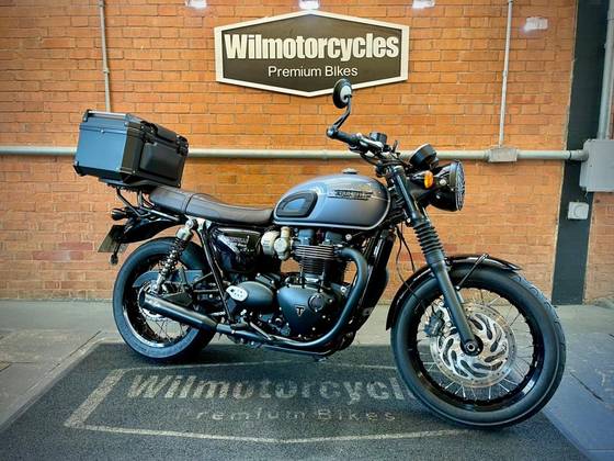 TRIUMPH BONNEVILLE T120 BLACK 1200 TRIUMPH BONNEVILLE T120 BLACK 1200